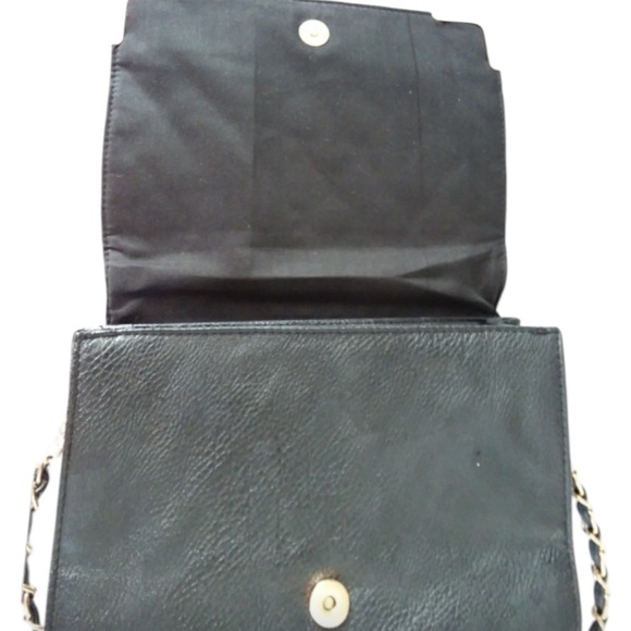 Charlotte Russe Black Quilt Pebbled Faux Leather Bag Gold Detachable Chain Strap - Picture 7 of 11